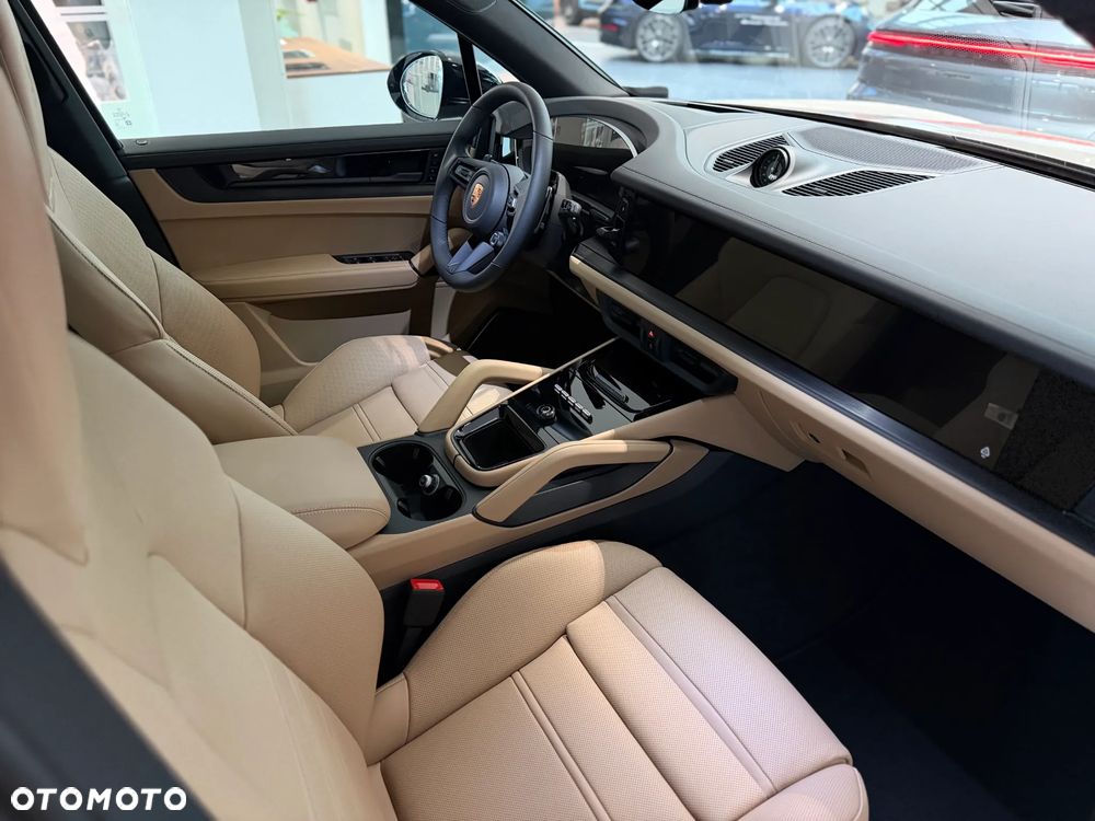 Porsche Cayenne Black Edition - 30