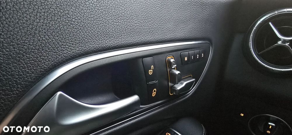 Mercedes-Benz CLA 250 4Matic 7G-DCT SCORE - 25