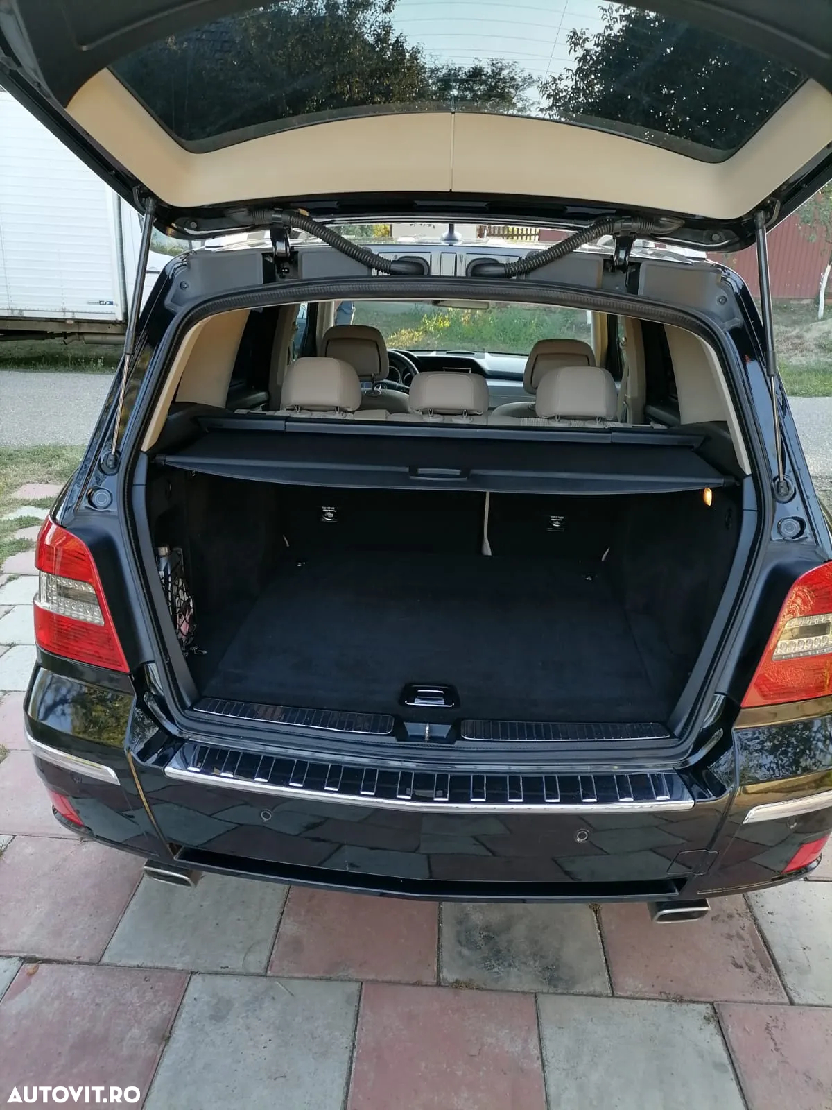 Mercedes-Benz GLK - 6