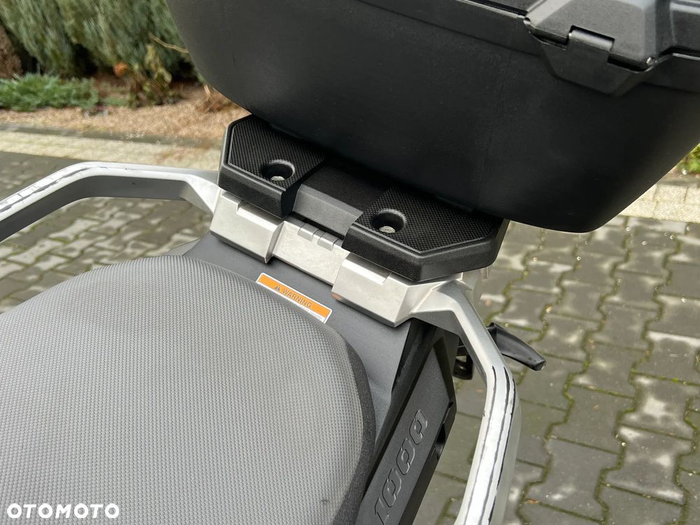 Suzuki V-STROM - 31