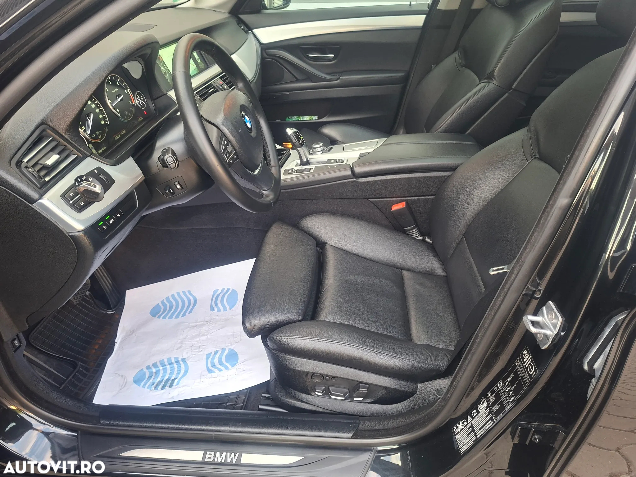 BMW Seria 5 530d Sport-Aut. Luxury Line - 25