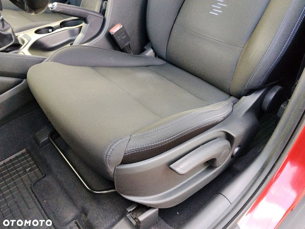 Hyundai Tucson 1.6 GDI BlueDrive GO 2WD - 12