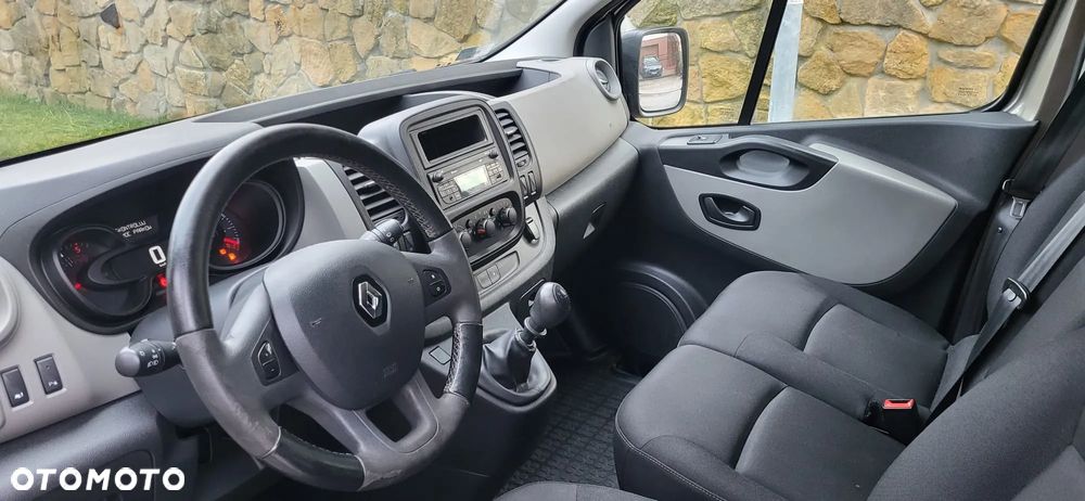 Renault Trafic - 10