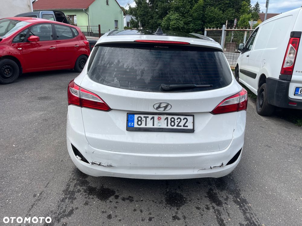 Hyundai i30 1.6 Trend - 7