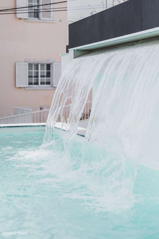 Moradia T5 com Piscina e Domótica - Nova Construção na Charneca da Cap - Grande imagem: 2/60