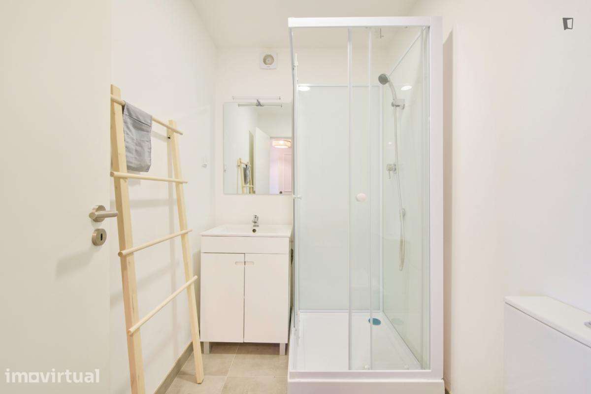 Quarto - localizado em Picoas Lisbon - Grande imagem: 2/59