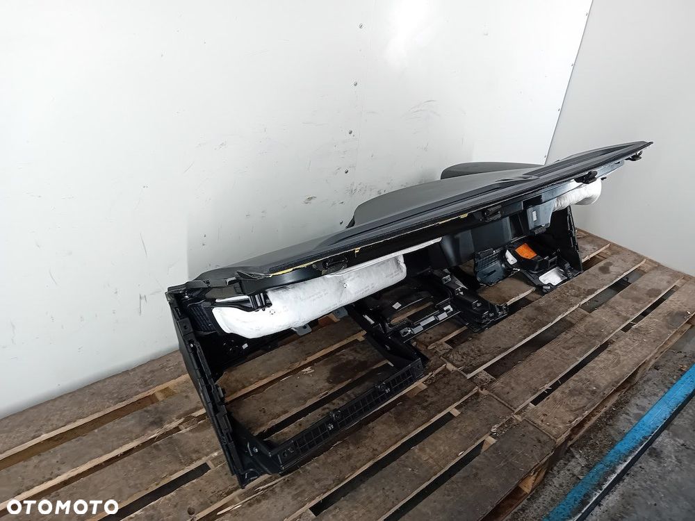 DESKA ROZDZIELCZA, KONSOLA HYUNDAI I40 - 4