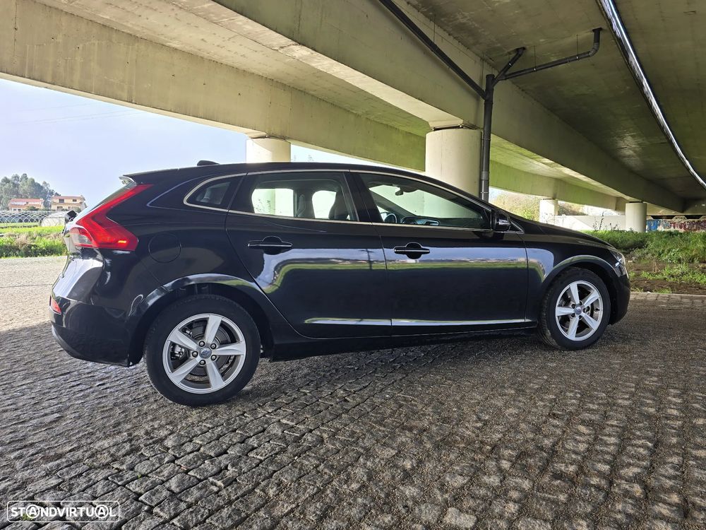 Volvo V40 D2 Powershift Momentum - 20