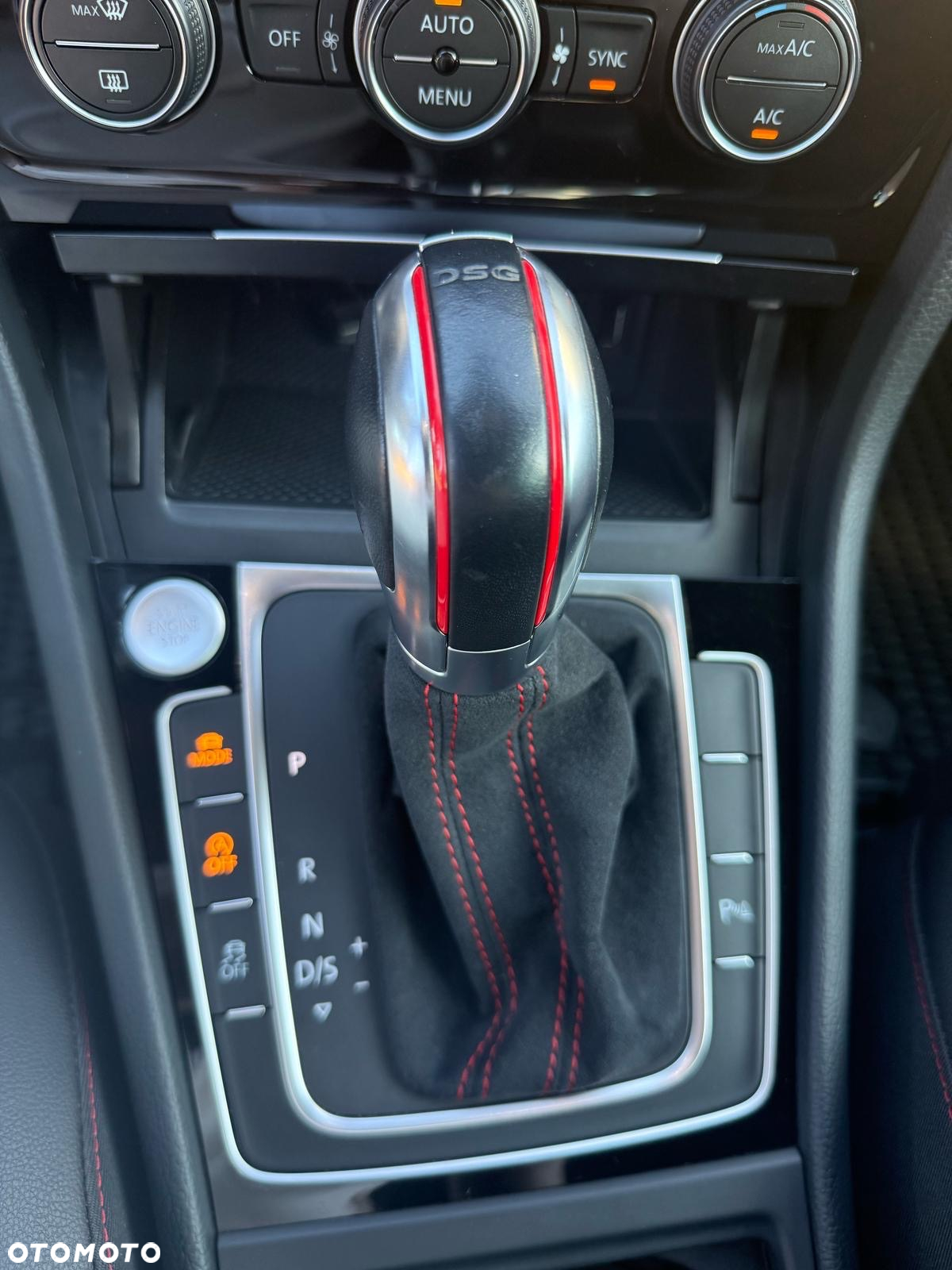 Volkswagen Golf VII 2.0 TSI GTI TCR DSG - 11