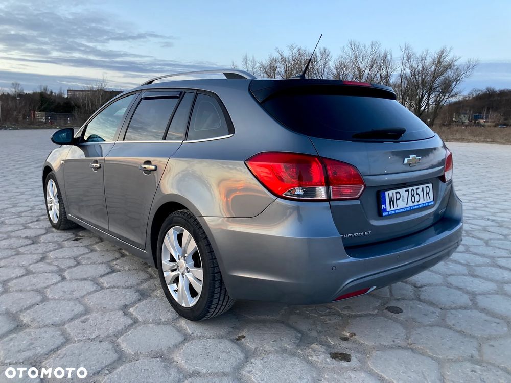 Chevrolet Cruze - 13
