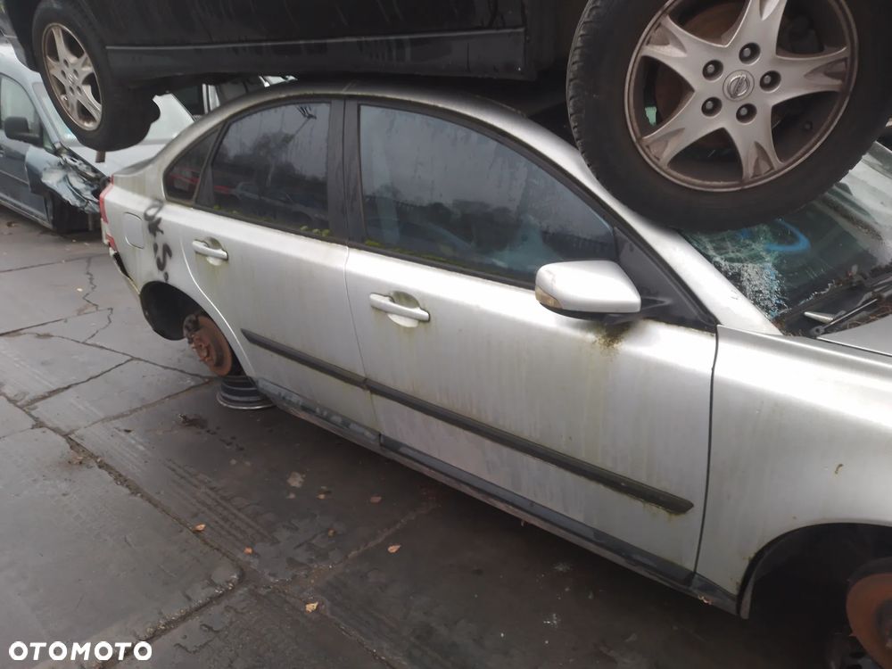 VOLVO S40 II 03-07 2.0 D 4204 T  SILNIK KOMPLETNY GWARANCJA - 11