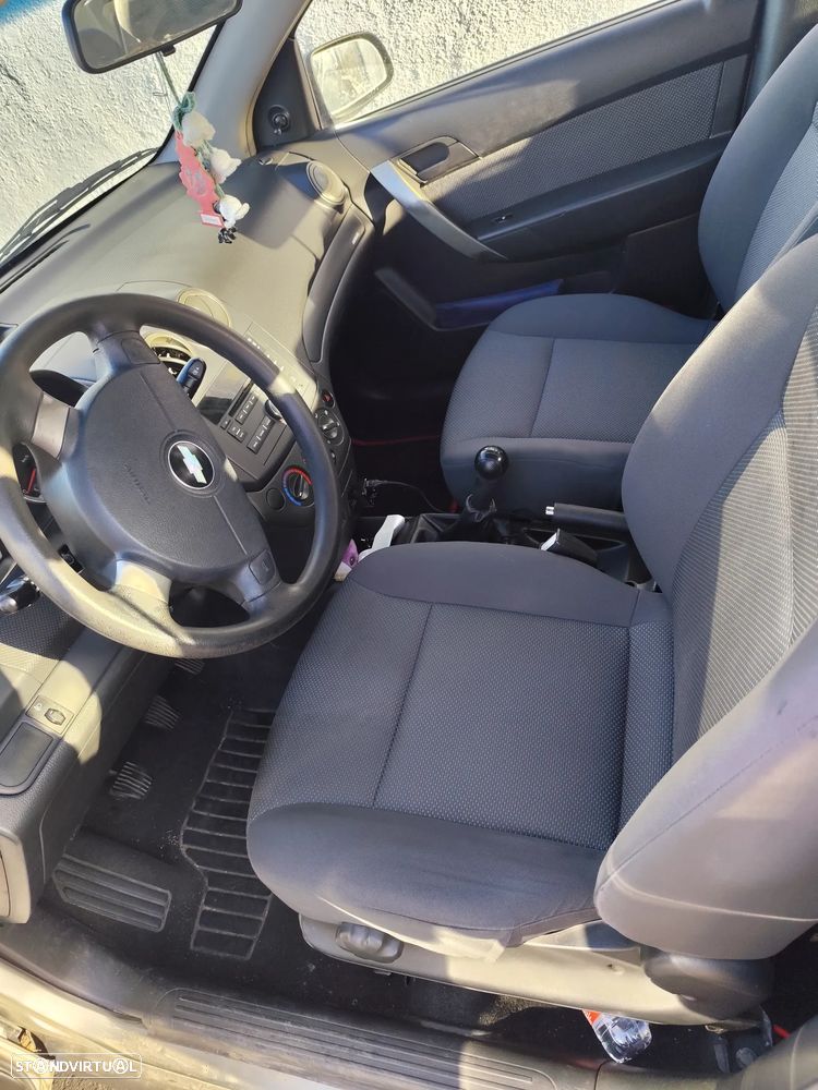 Chevrolet Aveo 1.2 LS - 4