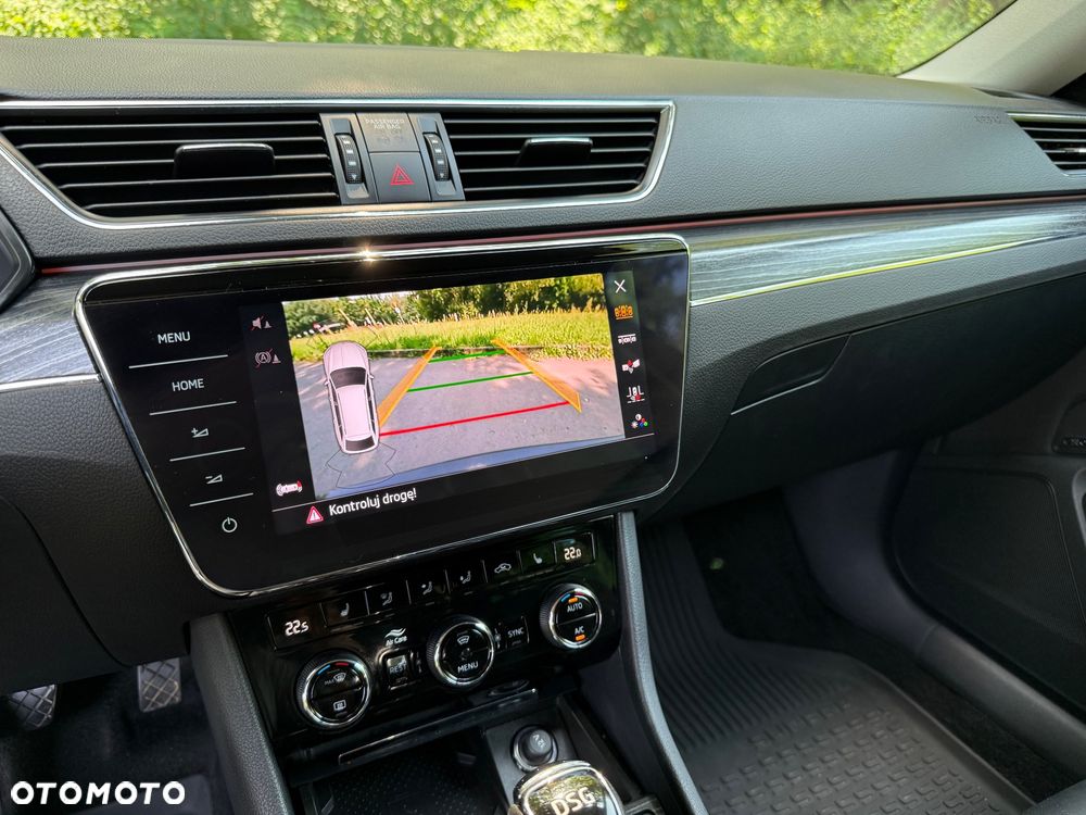 Skoda Superb 2.0 TDI SCR 4x4 Style DSG - 38