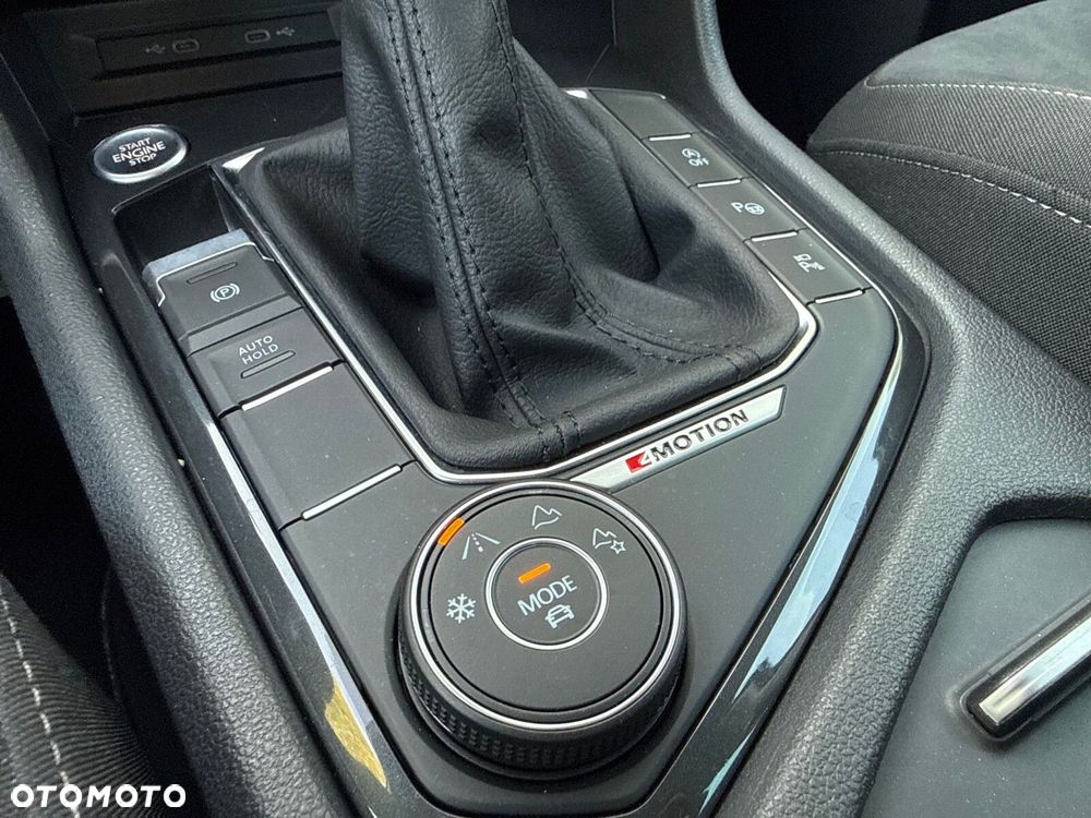 Volkswagen Tiguan 2.0 TSI 4Mot Elegance DSG - 34