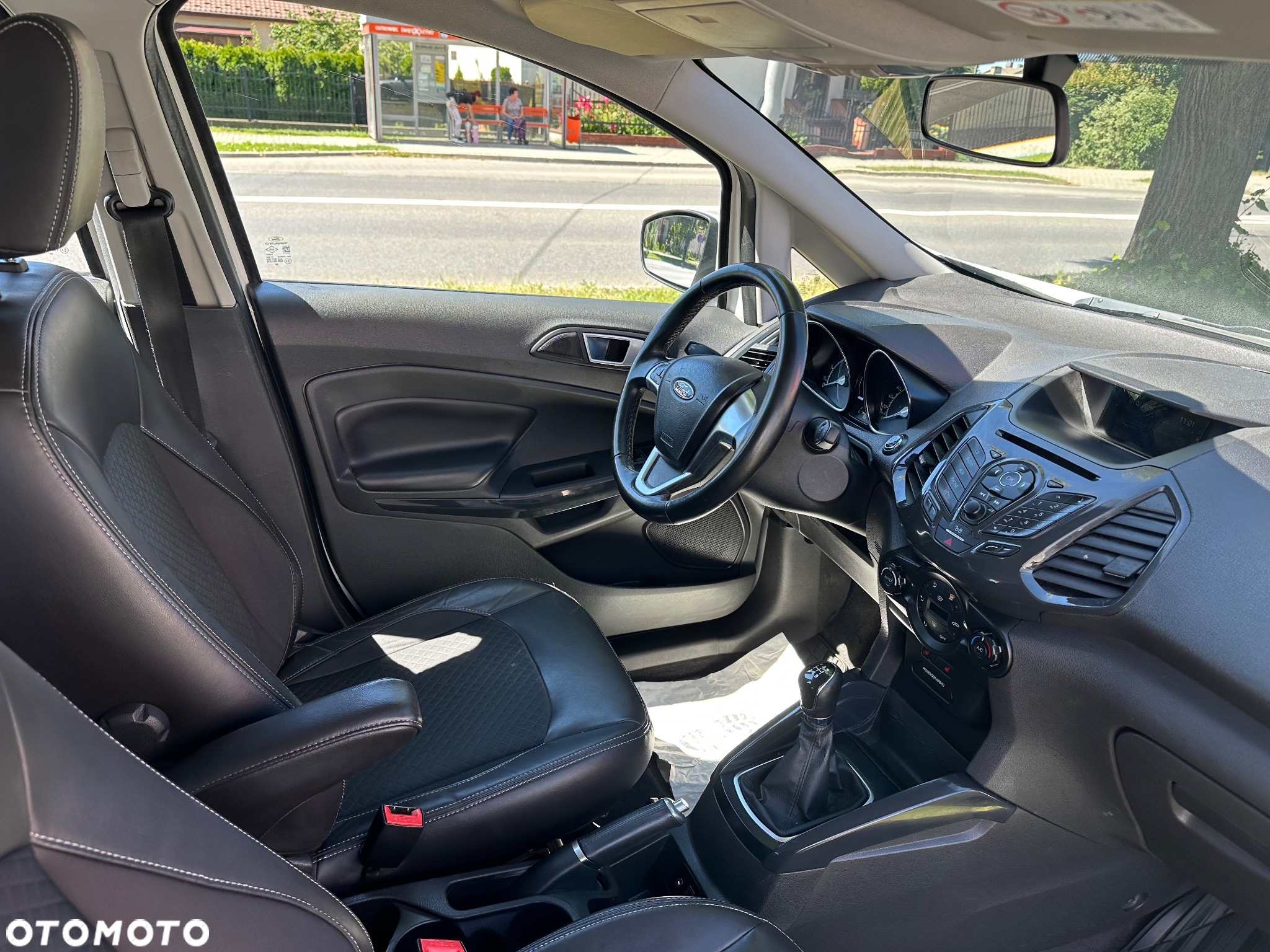 Ford EcoSport 1.5 EcoBlue TITANIUM - 14