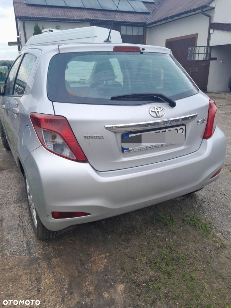 Toyota Yaris - 6