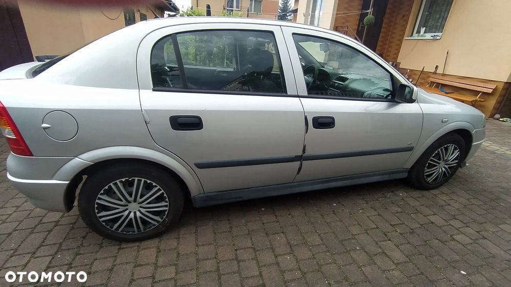 Opel Astra 1.4 - 1