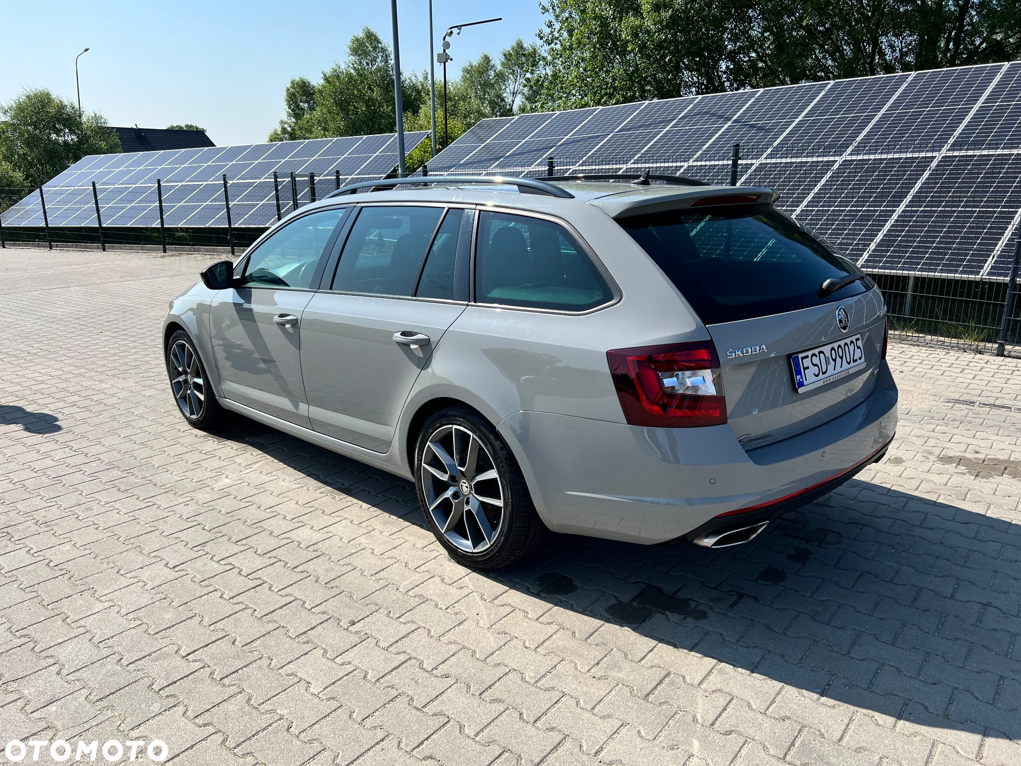 Skoda Octavia 2.0 TDI RS DSG - 3