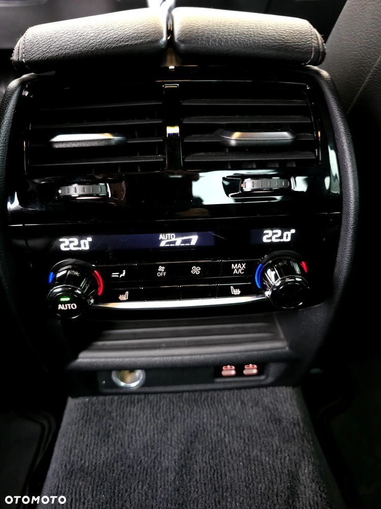 BMW Seria 5 540i xDrive M Sport sport - 28