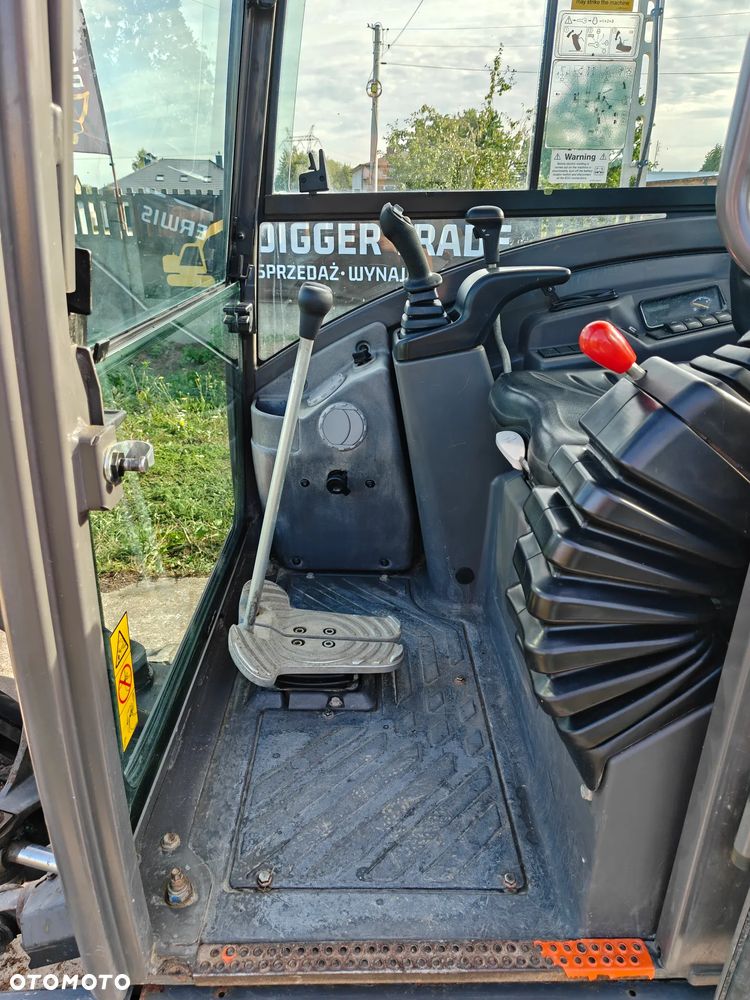 Volvo EC18E - 23