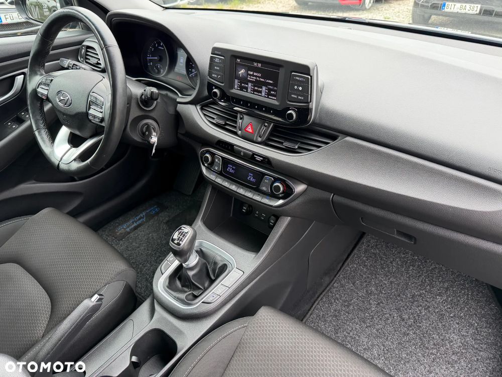 Hyundai i30 1.4 T-GDI DCT Passion Plus - 37