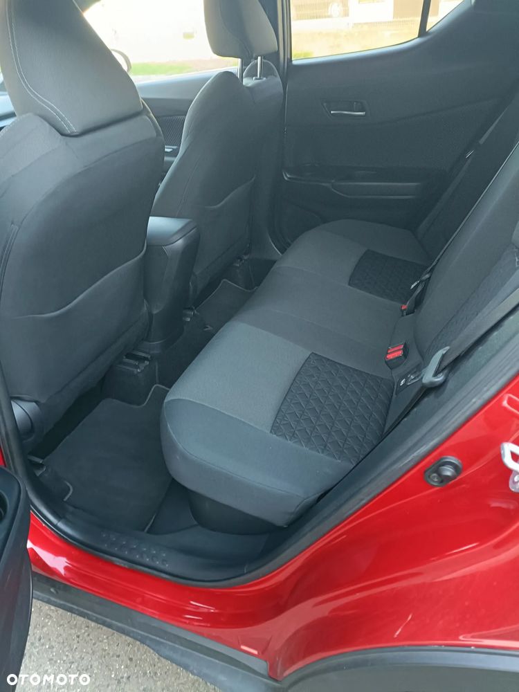 Toyota C-HR - 35