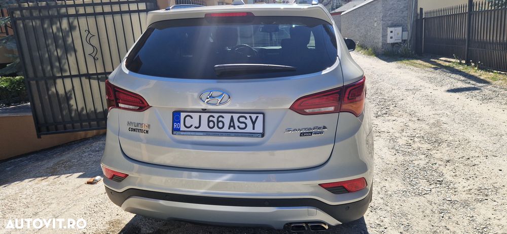 Hyundai Santa Fe - 3