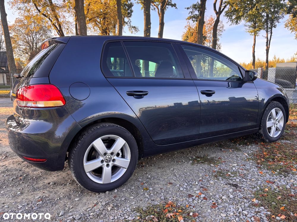 Volkswagen Golf - 19