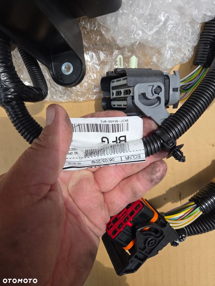 instalacja wiązka Ford Transit MK-8 Custom BK3T-9K499-BFG 2396739 BK3Z-9K499-BF skrzynka bezpieczników BSI Exhaust Emission control - 5