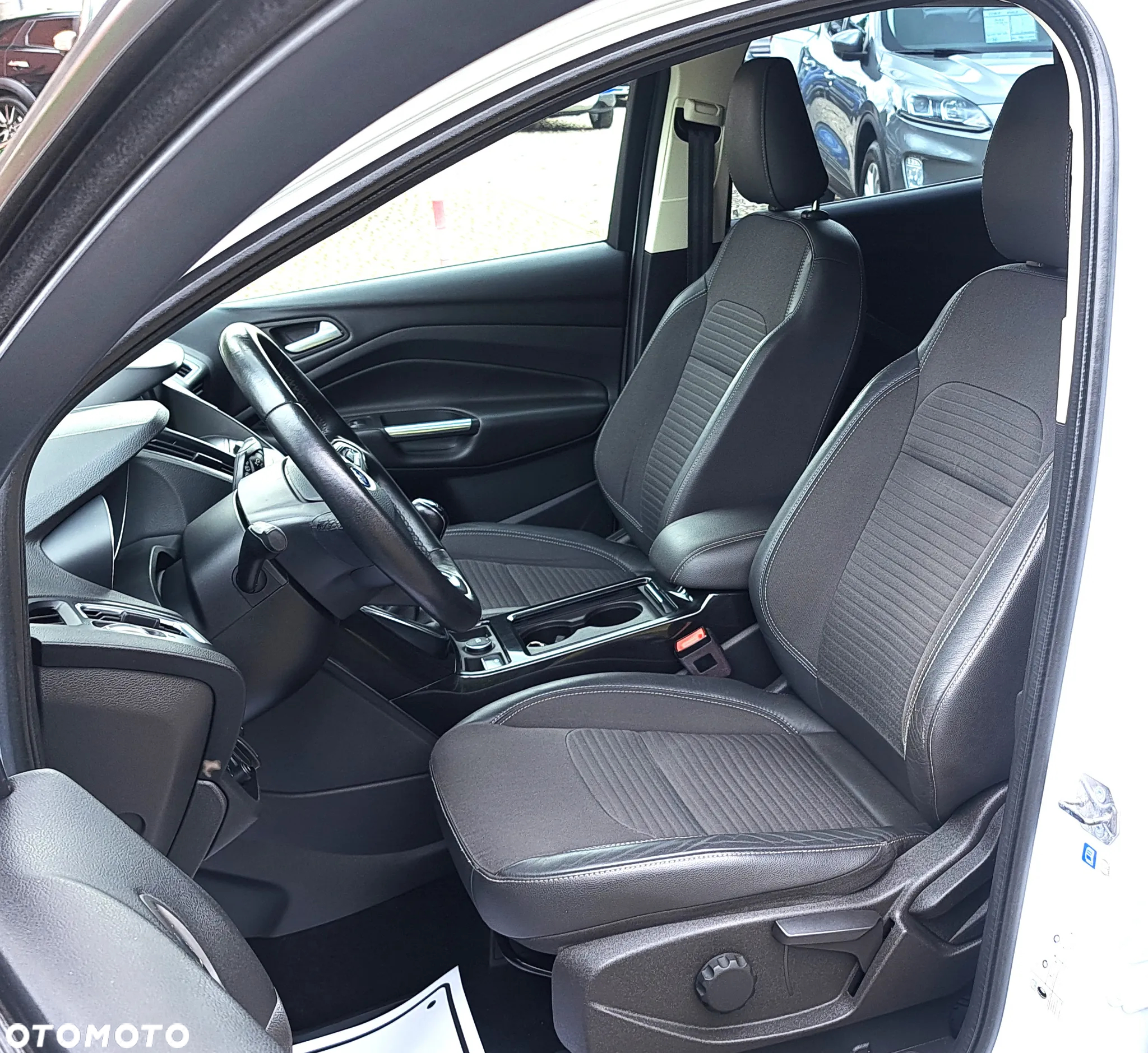 Ford Kuga 2.0 TDCi 4WD Titanium - 19