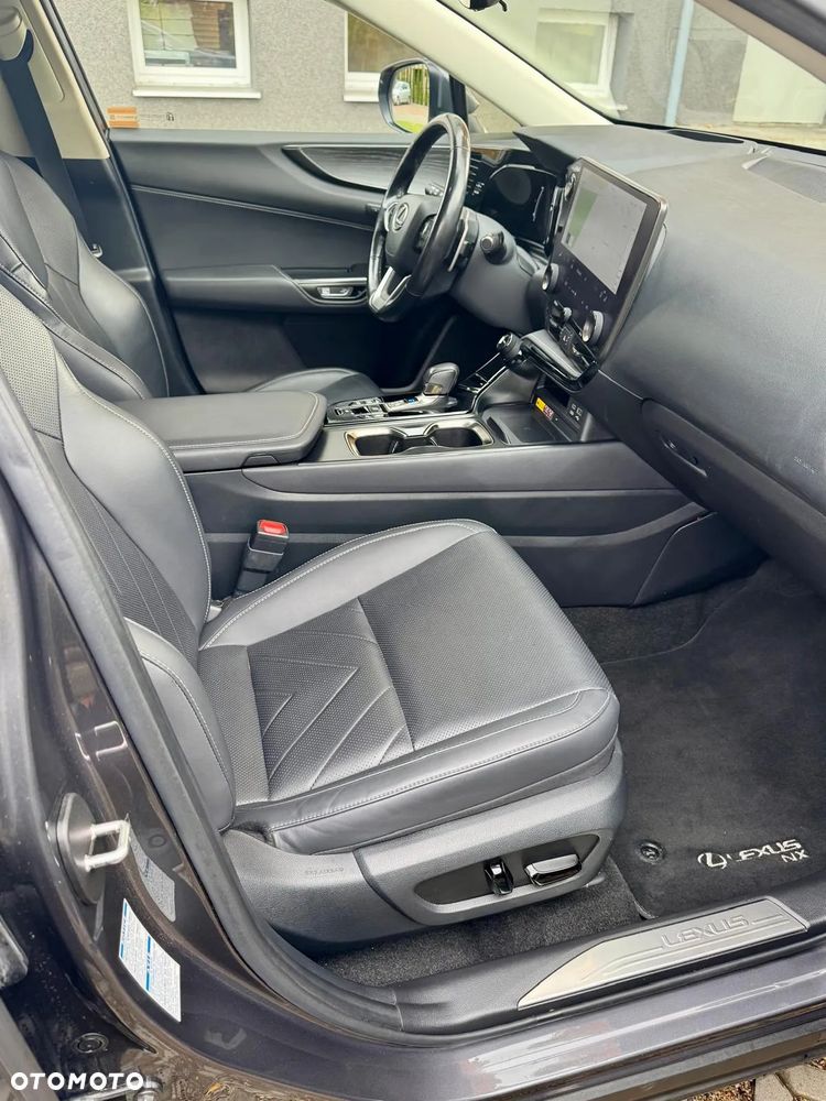 Lexus NX 450h+ Omotenashi AWD - 10