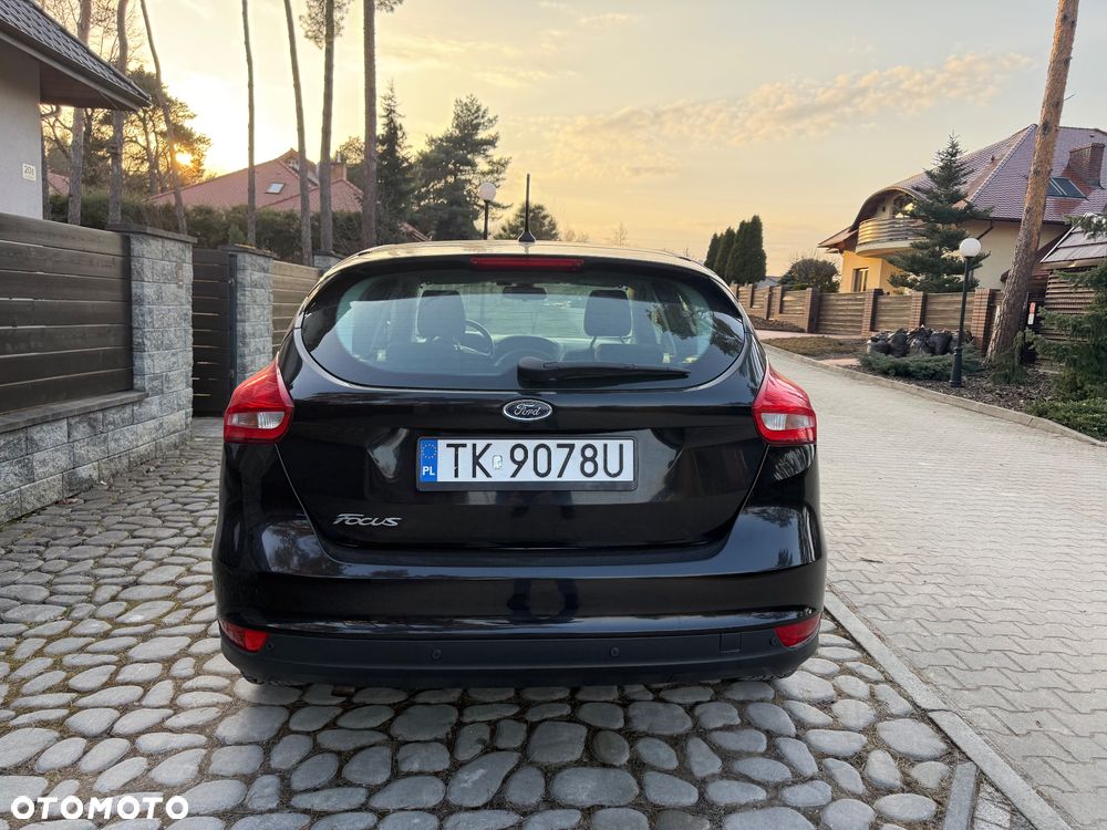 Ford Focus 1.5 TDCi SYNC Edition - 9