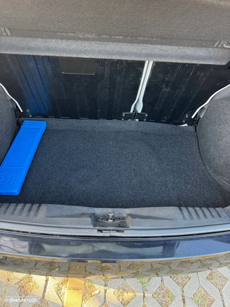 Ford Fiesta 1.25 Ghia - 20