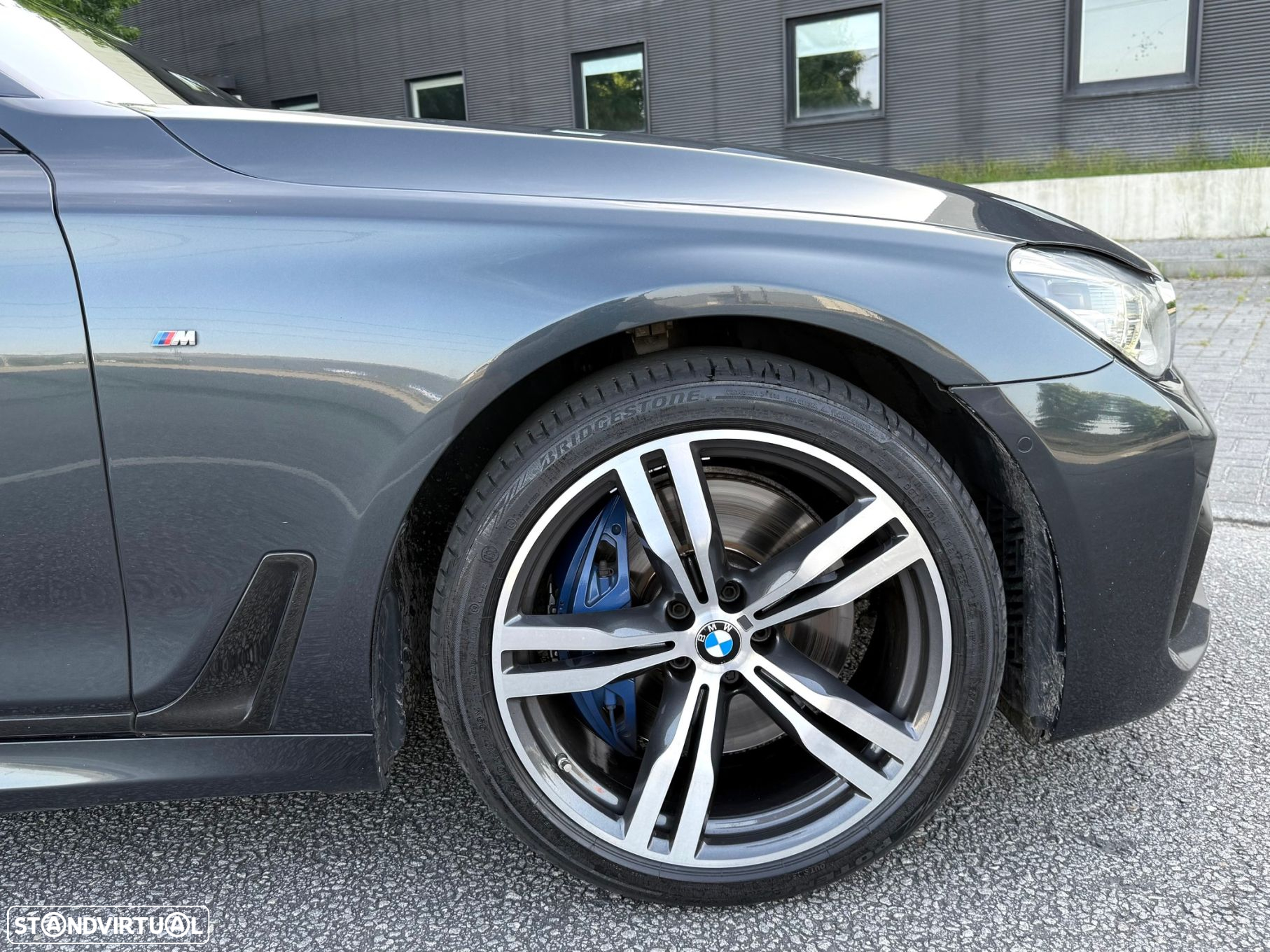 BMW 740 d xDrive Pack M - 10