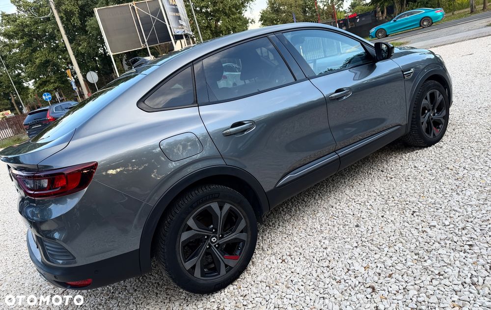 Renault Arkana 1.6 E-TECH R.S Line MMT - 8