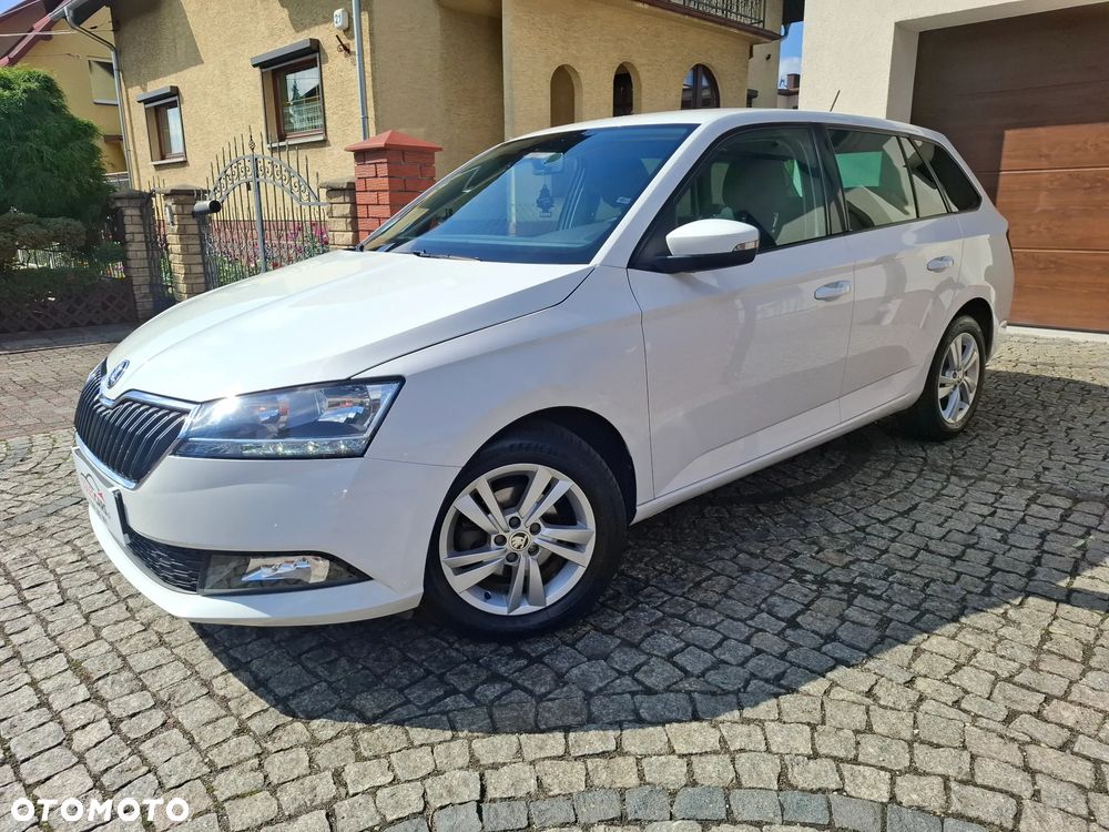 Skoda Fabia 1.0 TSI Ambition - 2