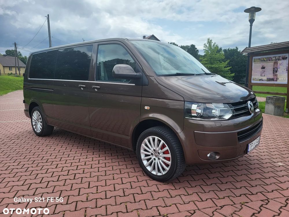 Volkswagen Caravelle - 7