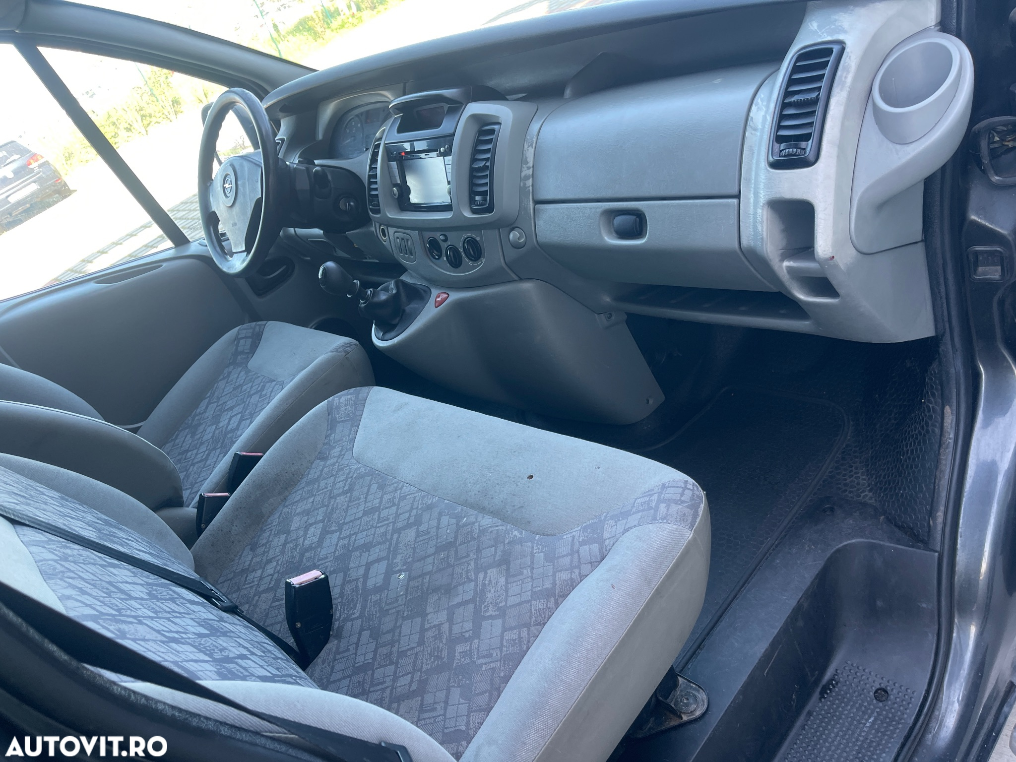 Opel Vivaro - 4