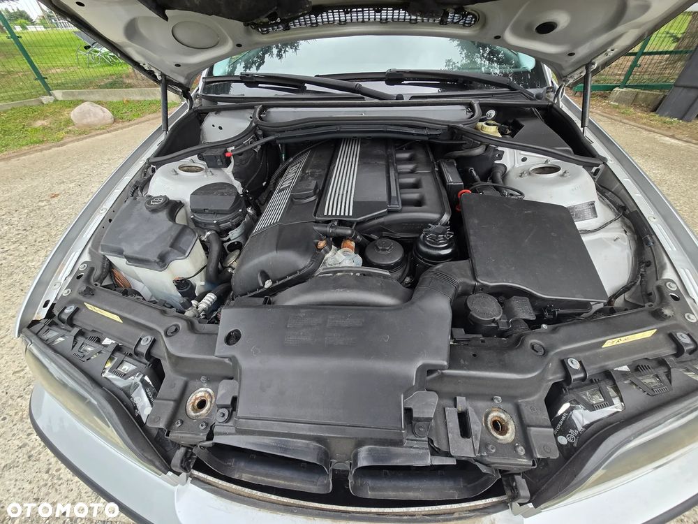 BMW Seria 3 - 17