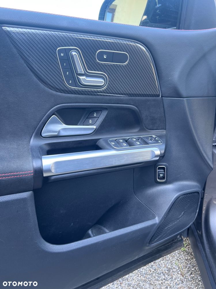 Mercedes-Benz GLB 220 d 4-Matic AMG Line 8G-DCT - 16