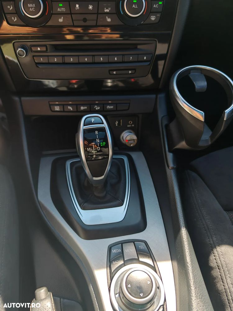 BMW X1 - 10