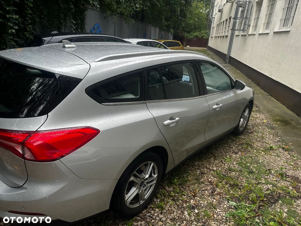 Ford Focus 1.5 EcoBlue Connected - 4