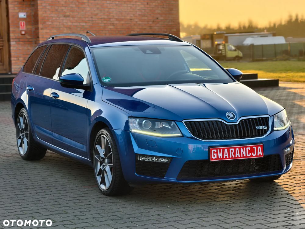 Skoda Octavia 2.0 TDI DSG RS - 3