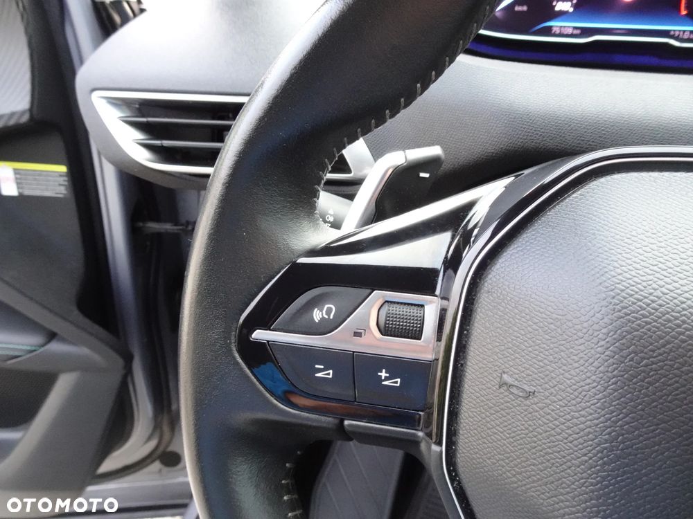 Peugeot 5008 1.5 BlueHDi Allure Pack S&S EAT8 - 25