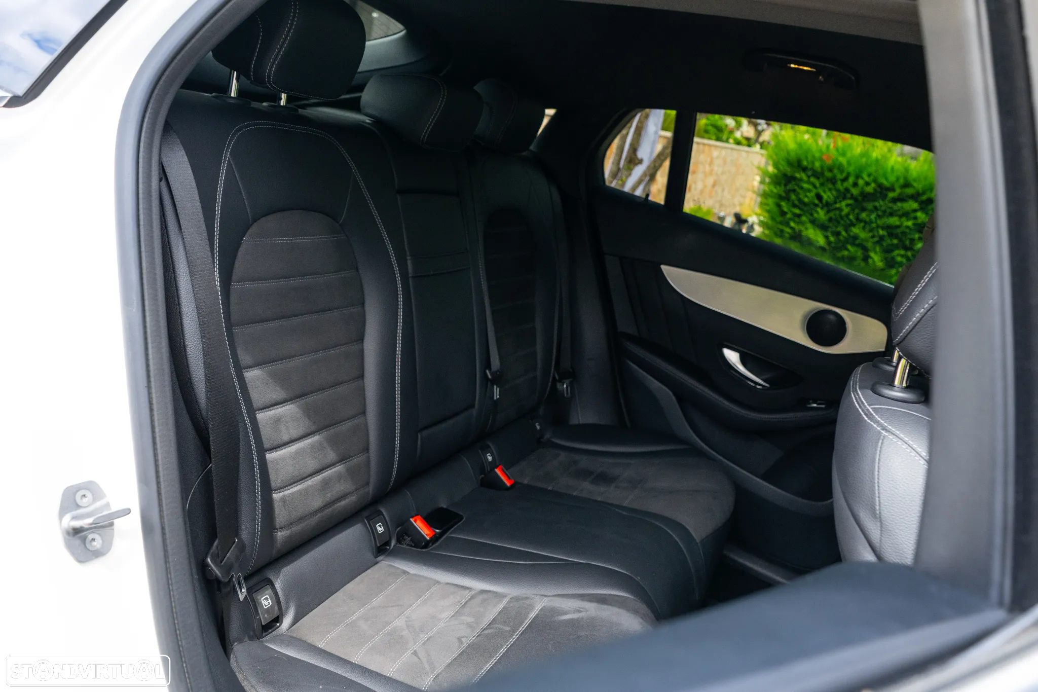 Mercedes-Benz GLC 300 Coupe de 4Matic - 54