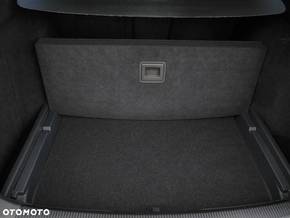 Volkswagen Golf 1.4 TSI Highline - 30