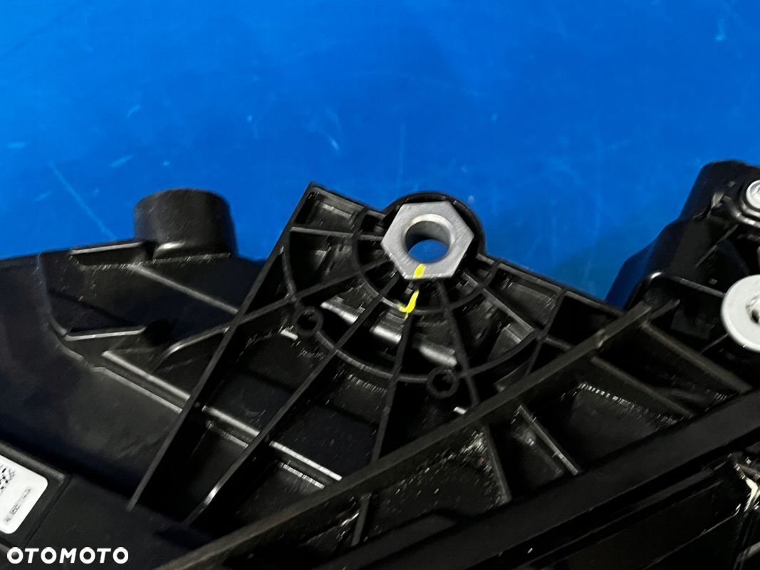 PRAWY FULL LED BMW G22 G23 G82 M4 CZARNA USA BDB - 4