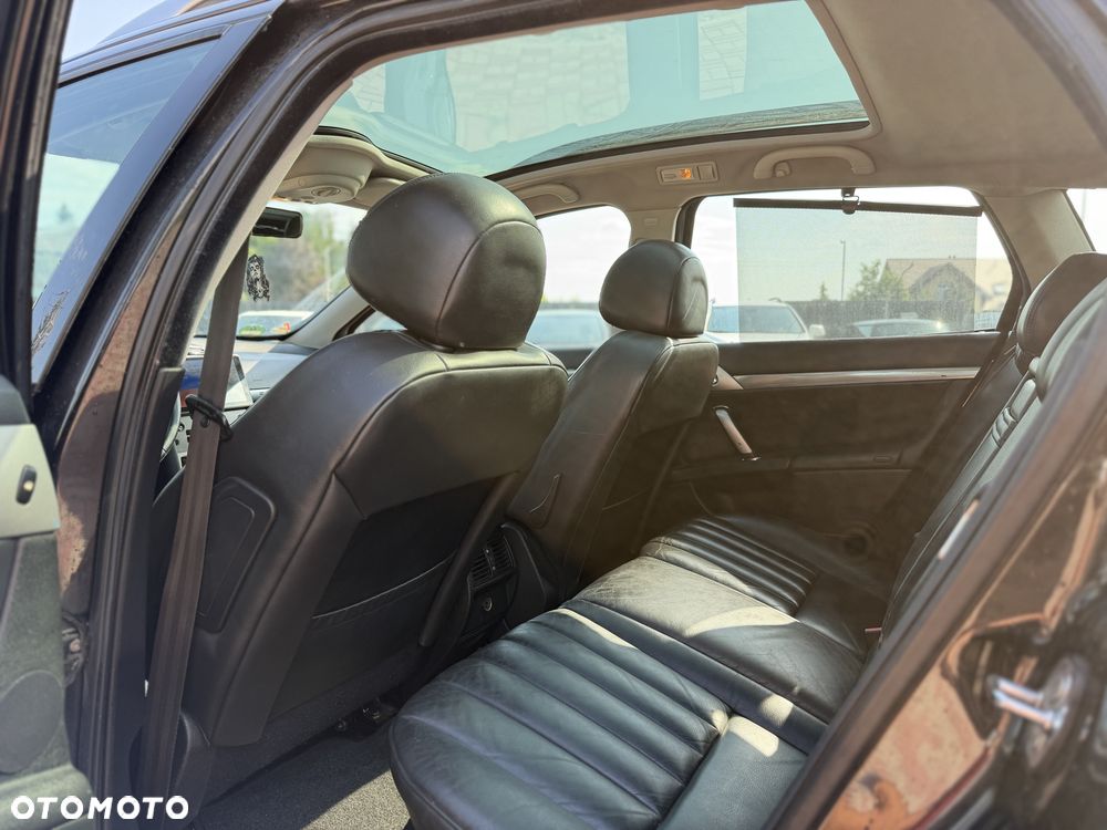 Peugeot 407 - 8