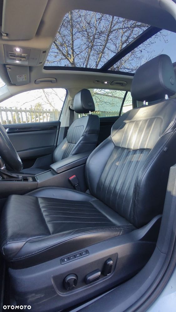 Skoda Superb 2.0 TDI 4x4 L&K DSG - 8