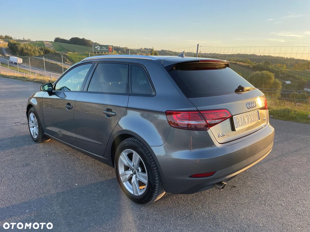 Audi A3 Sportback - 8